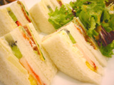 �T���h�C�b�`�����`