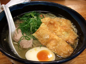 �M�q����