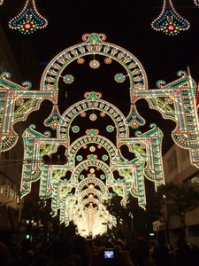 ���~�i���G