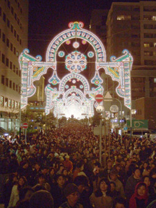 ���~�i���G