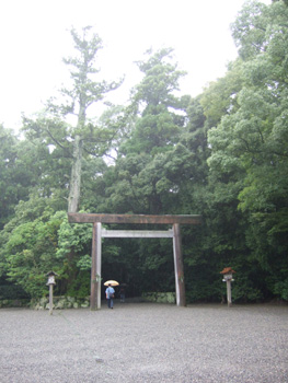 �ɐ��_�{�@�O�{